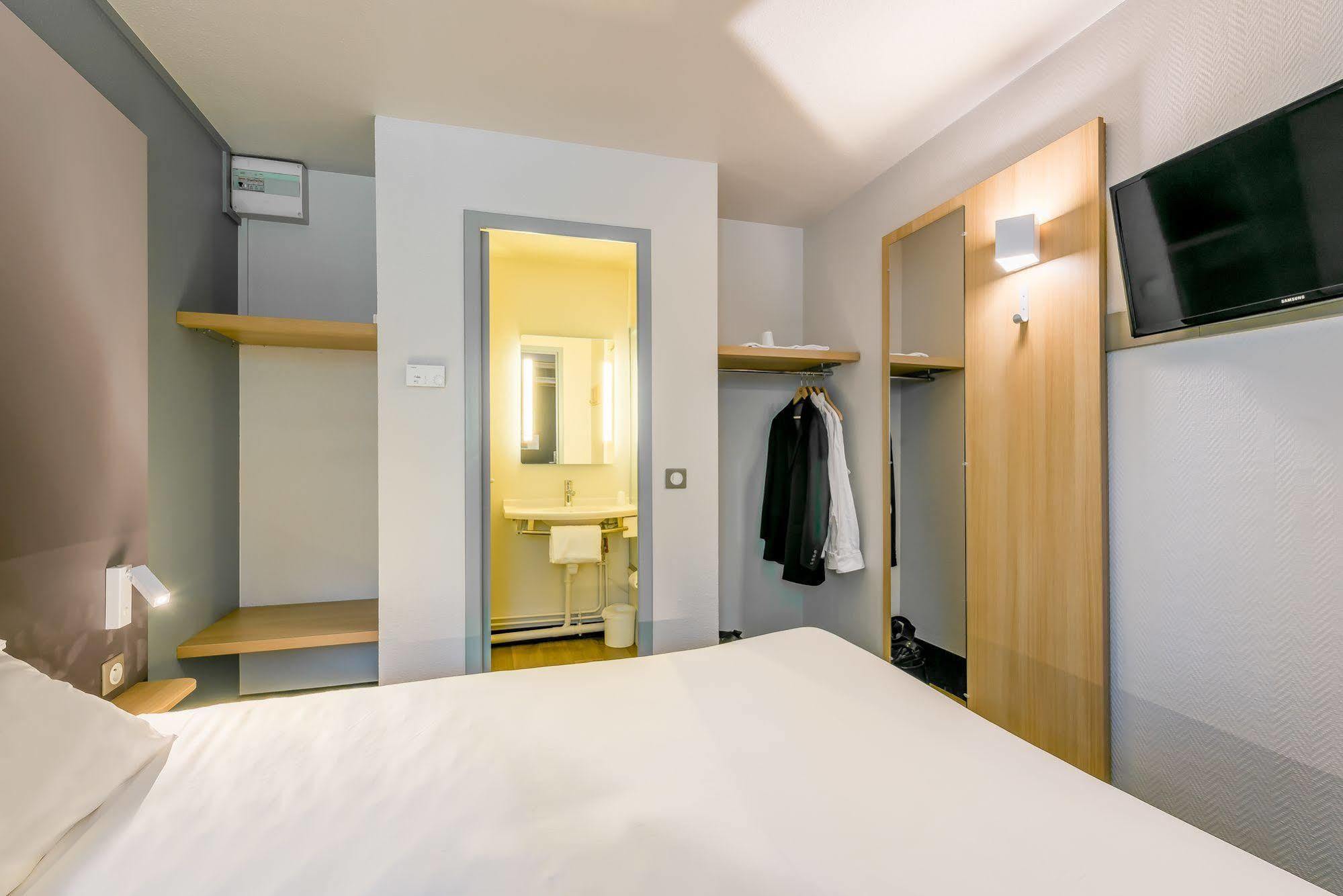 B&B Hotel Corbeil-Essonnes Exterior photo