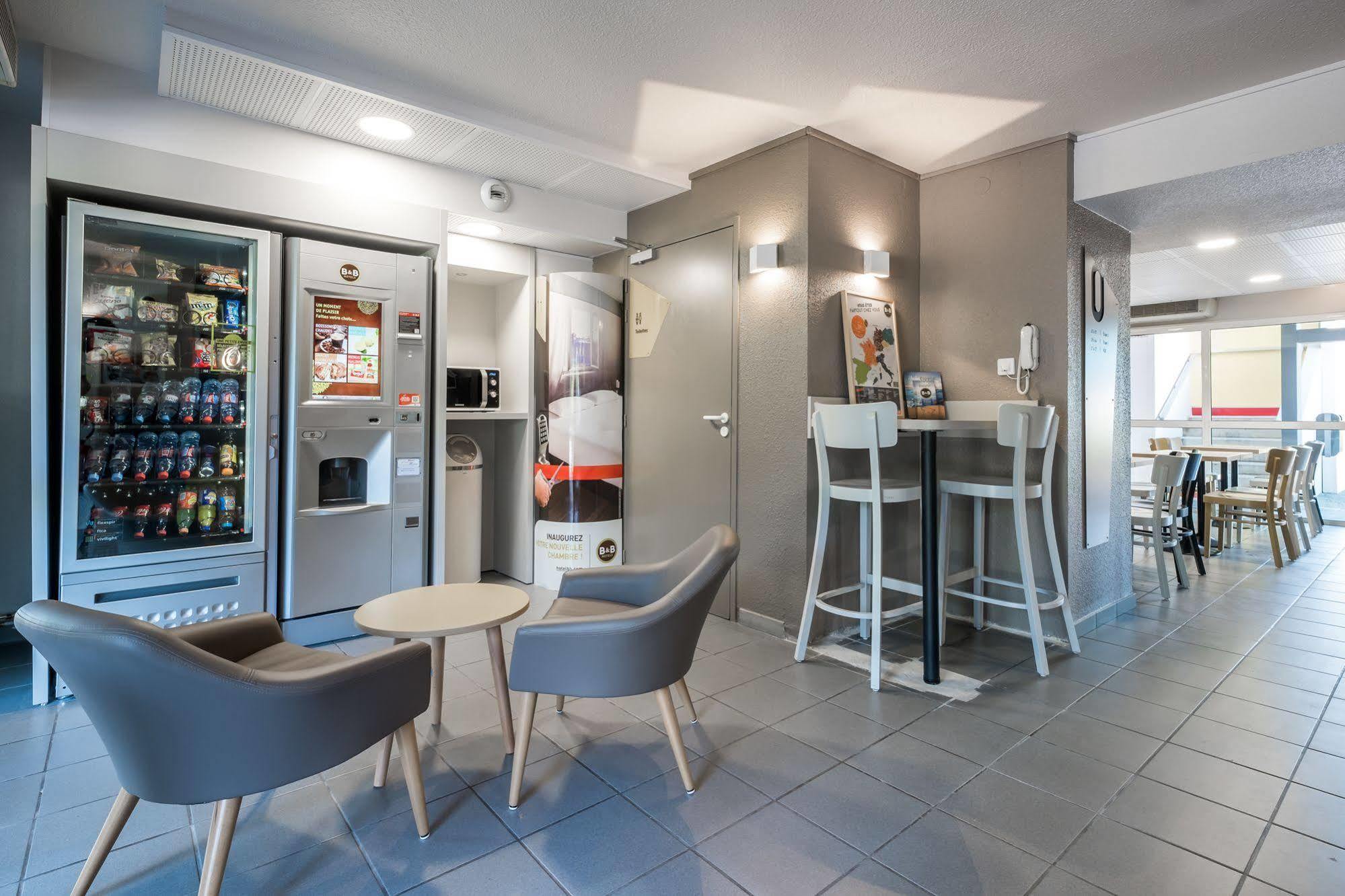 B&B Hotel Corbeil-Essonnes Exterior photo